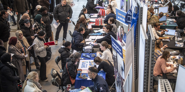 Werkgevers en werkzoekenden vinden elkaar op JobStart